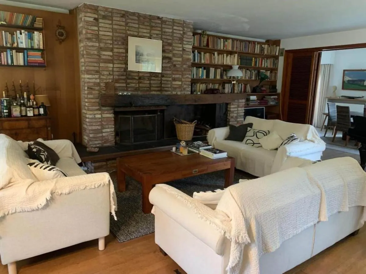 Spacious Holiday Home In The Center Of Ostende 0*,