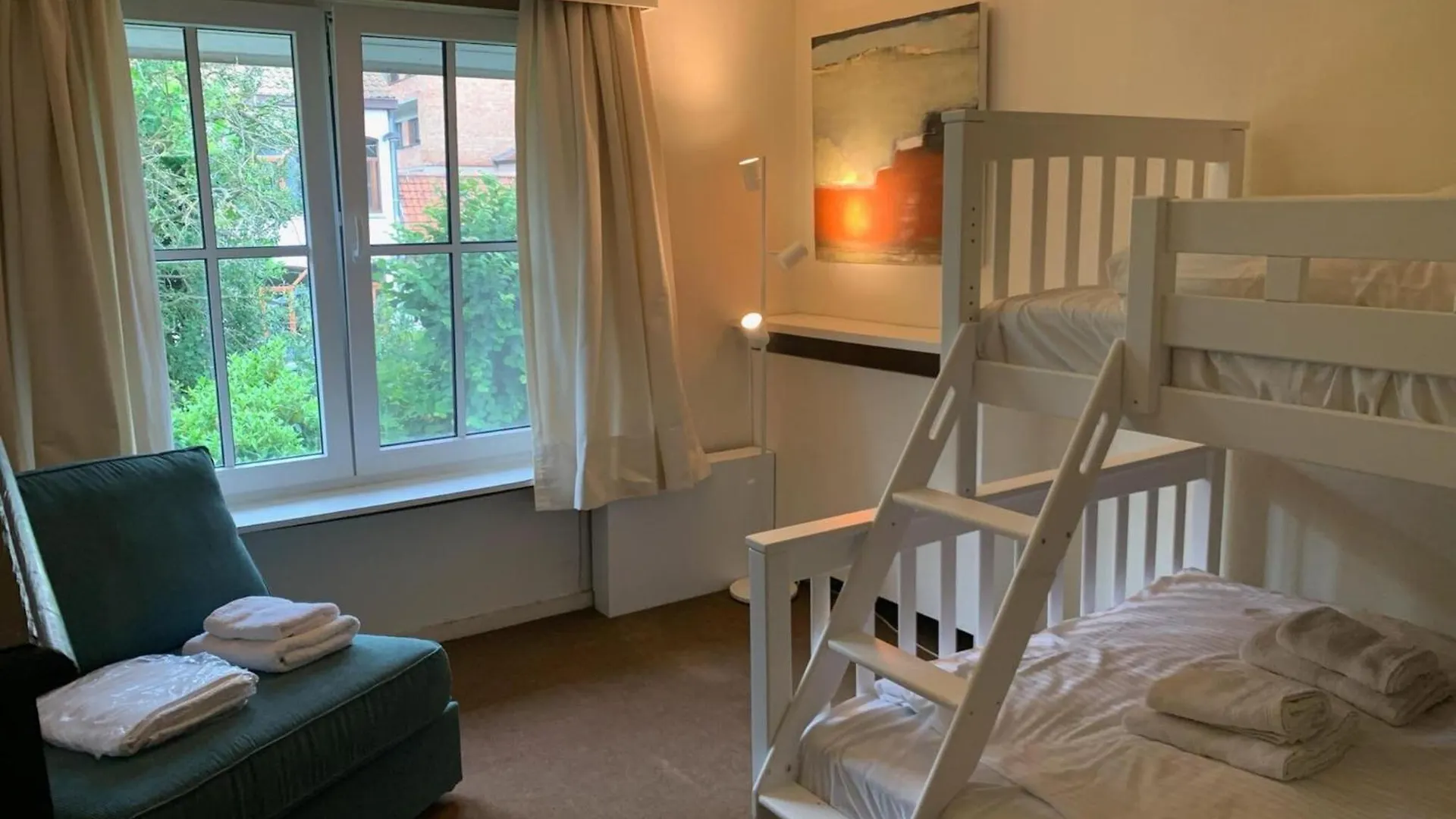 Spacious Holiday Home In The Center Of Ostende