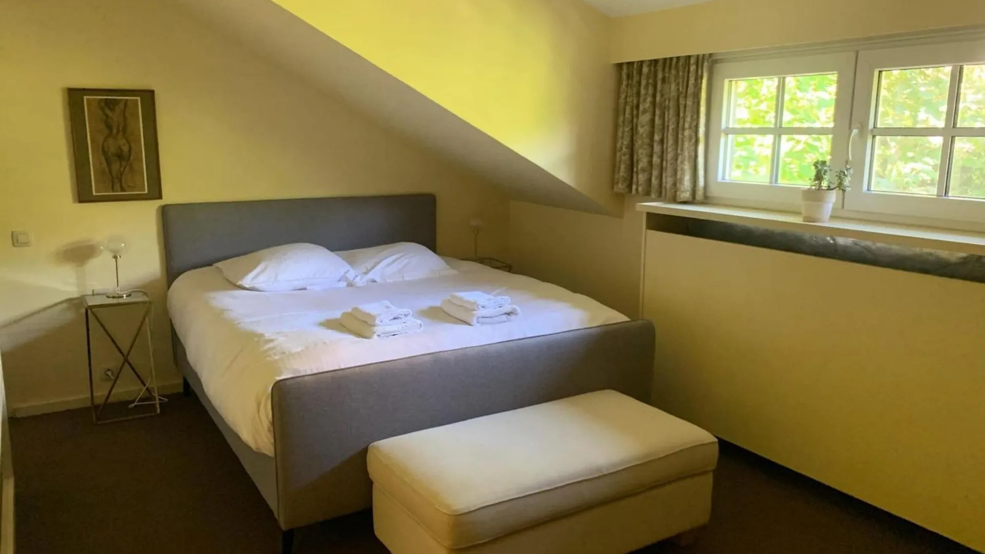 Spacious Holiday Home In The Center Of Ostende 0*,  Belgique